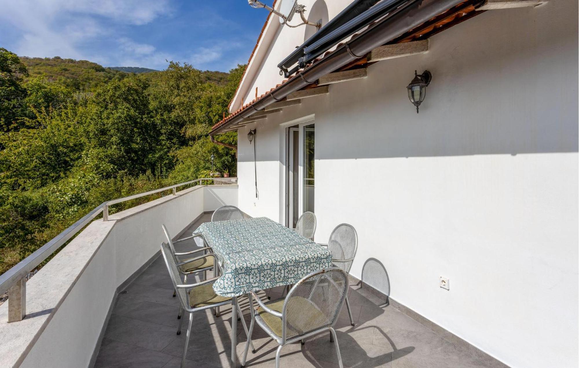 Lovely Apartment In Brsec With House Sea View Extérieur photo